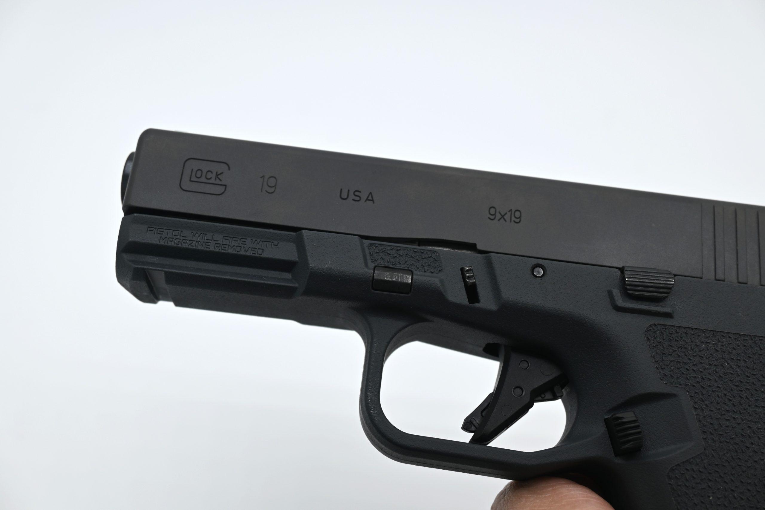 My Glock 19 Gen3 slide fit like a well worn glove on the RXM frame.